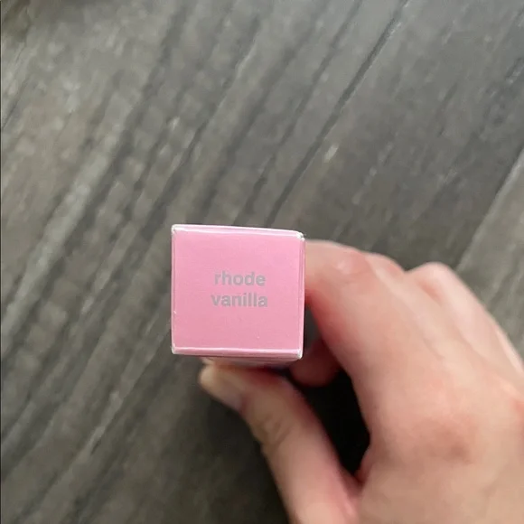 Large Beauty Bundle - Picture 7 of 8